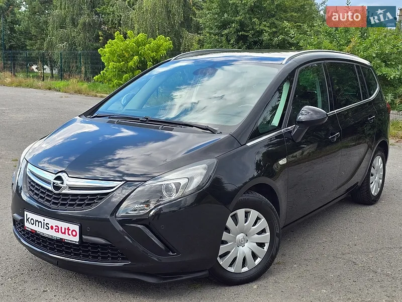 Opel Zafira 2015