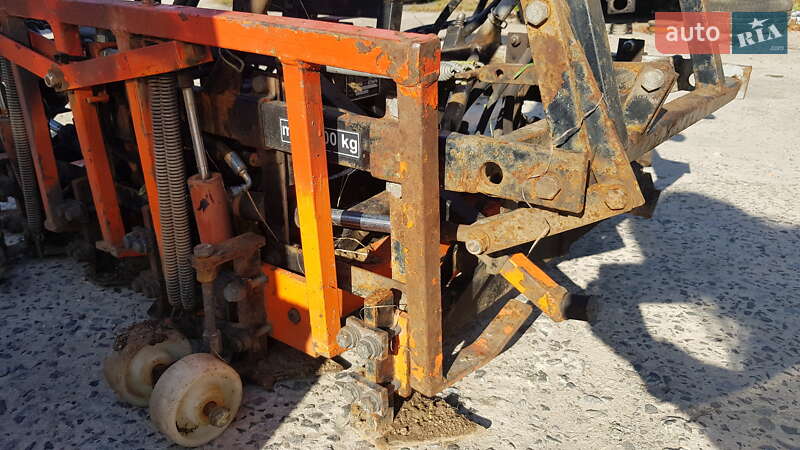 Інша спецтехніка Optimas H77 2010 в Рівному