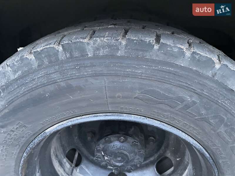 Приміський автобус Otokar Sultan 2004 в Полтаві