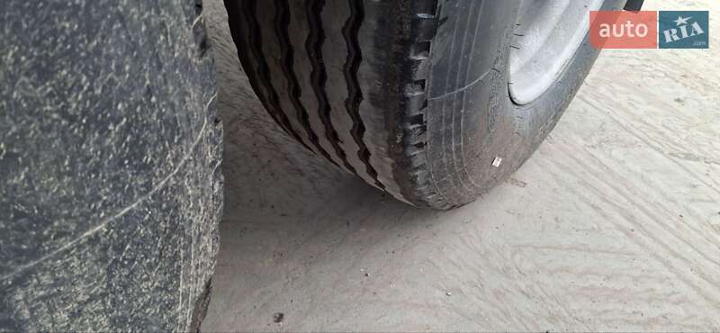 Зерновоз - напівпричіп Ova 380К911 2001 в Дубні