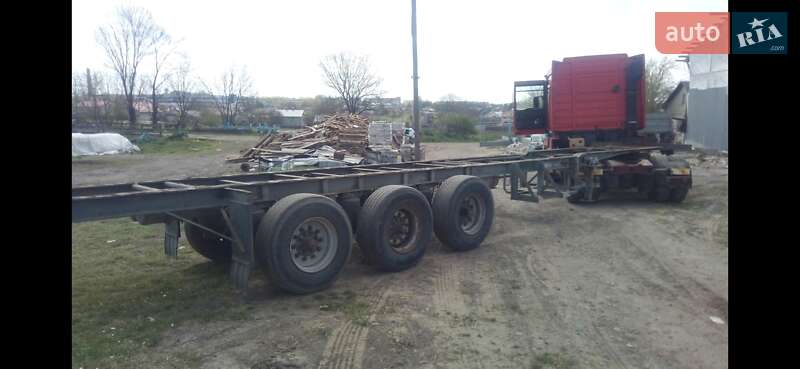 Шасси полуприцеп Pacton 3139 1990 в Луцке
