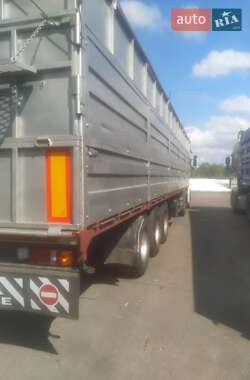 Зерновоз - полуприцеп Pacton 3142 1997 в 