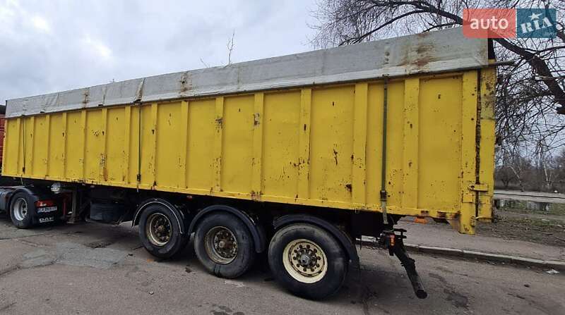 Самоскид напівпричіп Pacton 3142 1993 в Черкасах