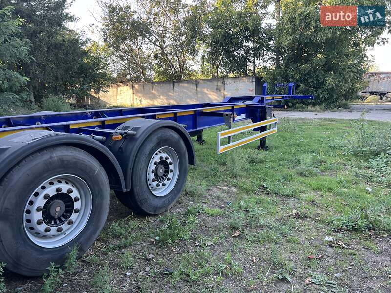 Контейнеровоз напівпричіп Pacton T3-004 2006 в Одесі