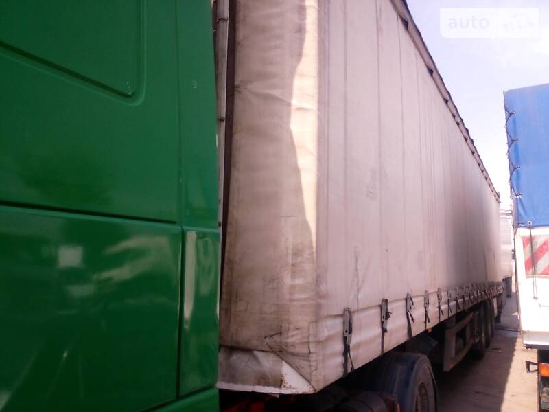 Тентованный борт (штора) - полуприцеп Pacton T3001 1999 в 