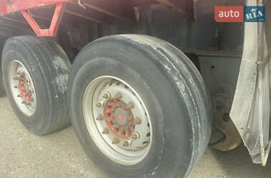 Бортовой полуприцеп Pacton TTD 454 2002 в 