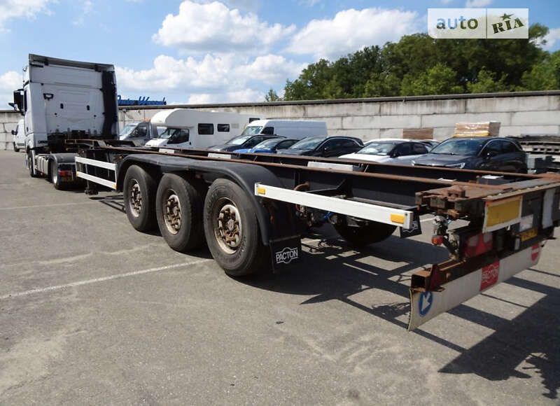 Контейнеровоз напівпричіп Pacton TXD 2005 в Одесі