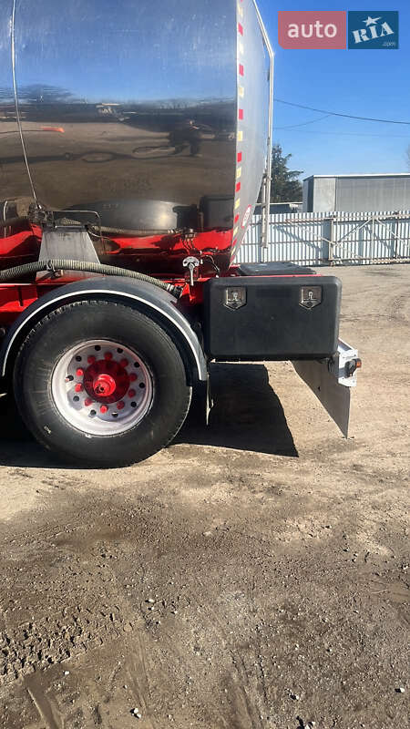 Цистерна полуприцеп Pacton TXL 1994 в Городке