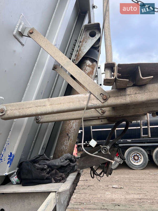 Самоскид напівпричіп Panav NS 2011 в Львові фото 4 Самоскид напівпричіп Panav NS 2011 в Львові