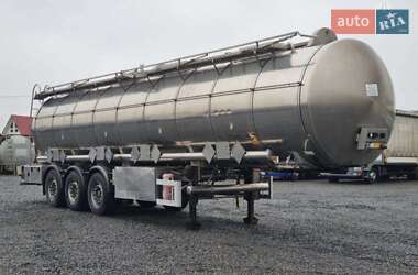 Цистерна полуприцеп Parcisa CAA-3ES 2005 в Виннице