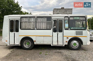Пригородный автобус ПАЗ 32051 2006 в 
