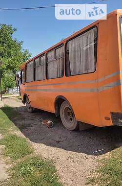 Приміський автобус ПАЗ 32053 2007 в Чернівцях
