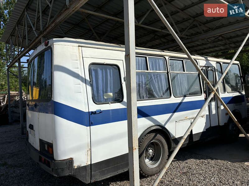 Приміський автобус ПАЗ 32053 2004 в Кривому Розі