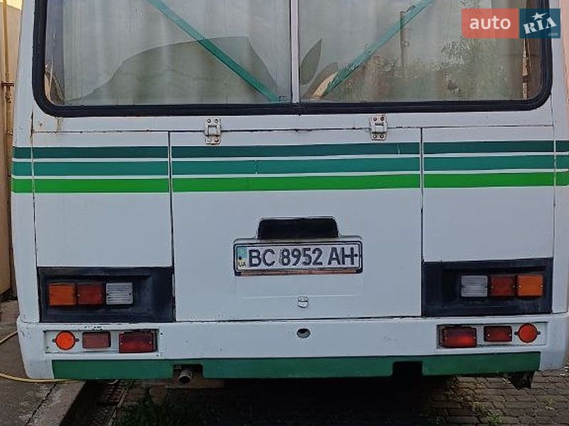 Городской автобус ПАЗ 32053 2005 в Самборе