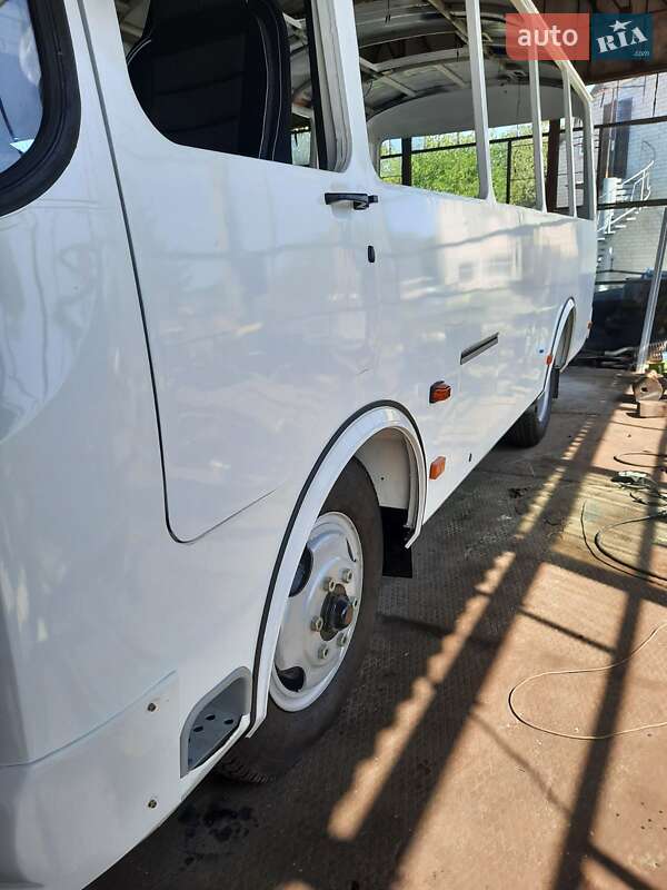 Міський автобус ПАЗ 32054 2006 в Кременчуці