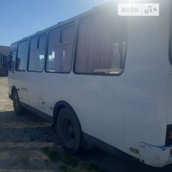 Пригородный автобус ПАЗ 32054 2005 в Дрогобыче
