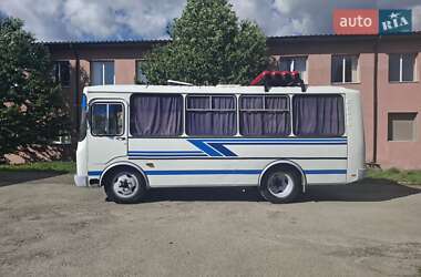 Пригородный автобус ПАЗ 32054 2005 в 