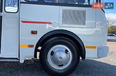 Приміський автобус ПАЗ 32054 2010 в Коростені