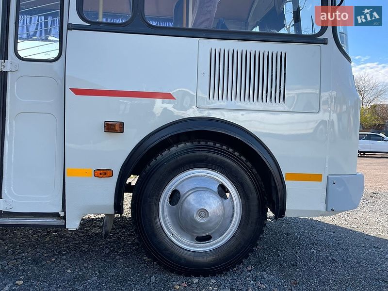 Приміський автобус ПАЗ 32054 2010 в Коростені
