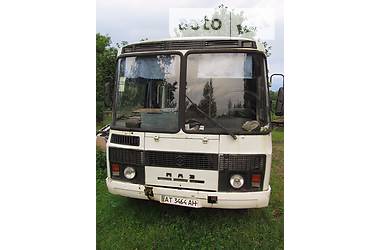Приміський автобус ПАЗ 3205 2003 в Івано-Франківську