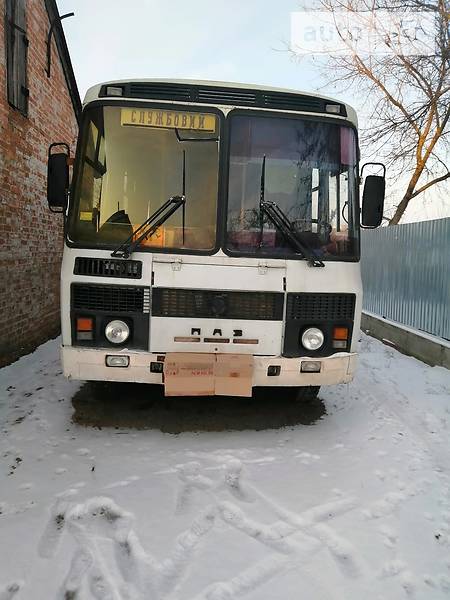 ПАЗ 3205