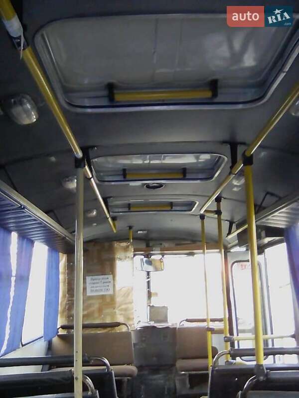 Пригородный автобус ПАЗ 3205 2005 в Белой Церкви