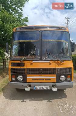 Пригородный автобус ПАЗ 3205 2003 в Трускавце