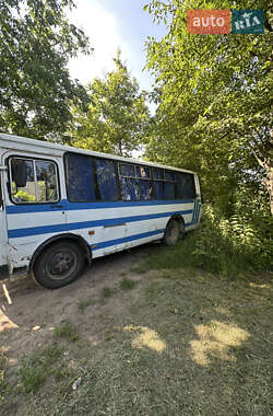 Городской автобус ПАЗ 3205 2008 в Новоселице