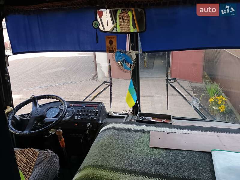 Приміський автобус ПАЗ 3205 2004 в Чорткові фото 10 Приміський автобус ПАЗ 3205 2004 в Чорткові