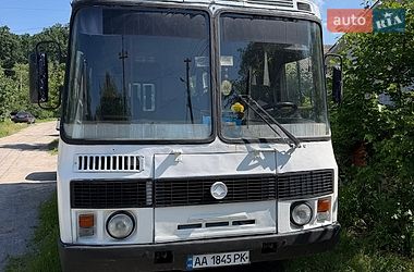 Пригородный автобус ПАЗ 3205 2003 в Виннице