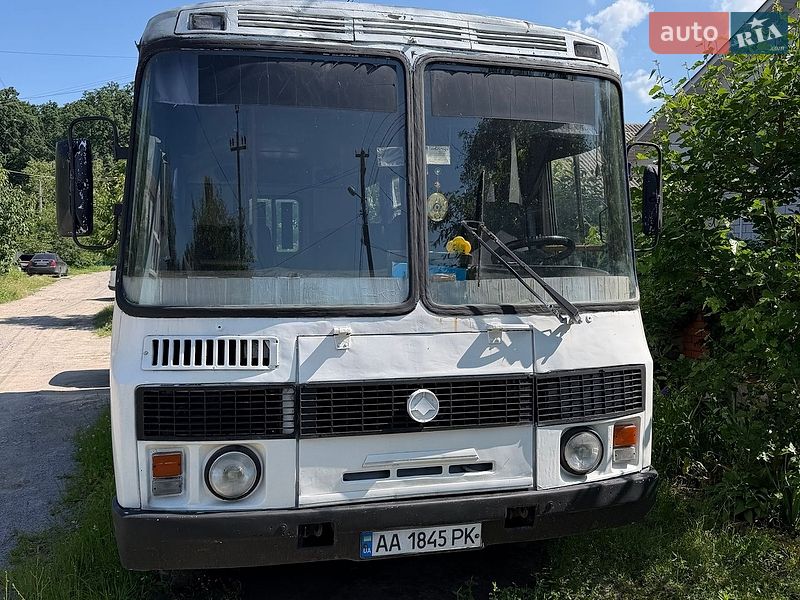 ПАЗ 3205 2003