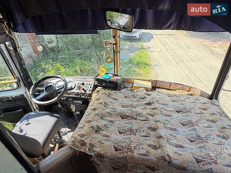 Пригородный автобус ПАЗ 3205 2003 в Виннице