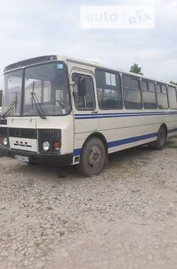 Пригородный автобус ПАЗ 4234 2003 в 