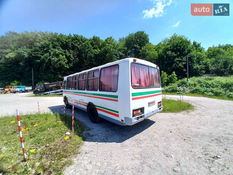 Приміський автобус ПАЗ 4234 2006 в Кременці