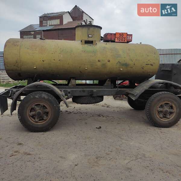 Цистерна ПЦ 878352 1992 в Чернигове