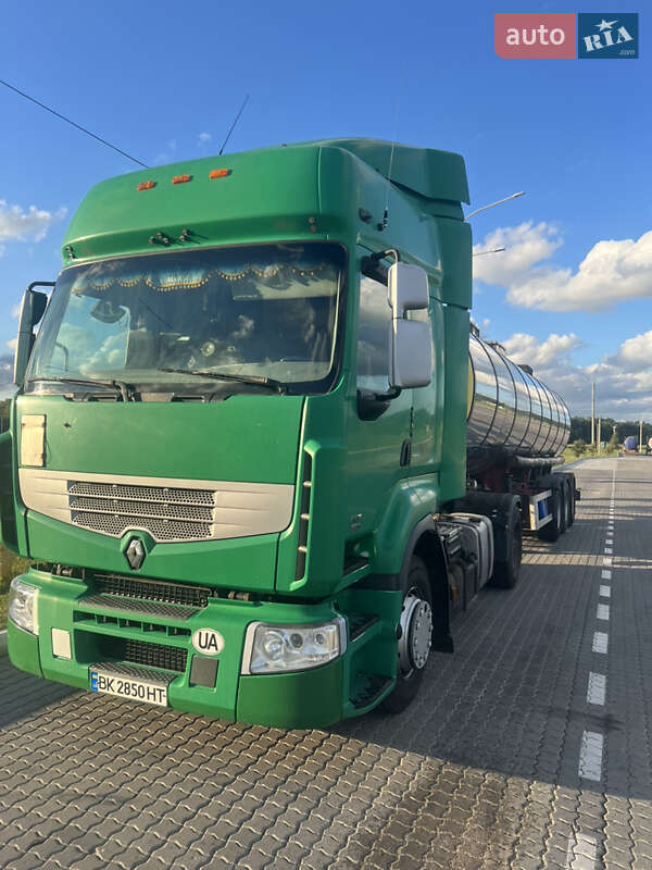 Цистерна напівпричіп Petro MNG 45 2003 в Бучі