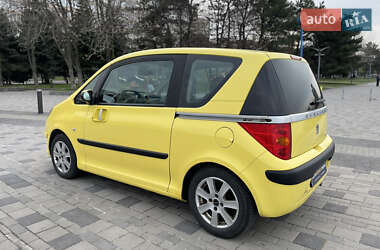 Микровэн Peugeot 1007 2005 в 