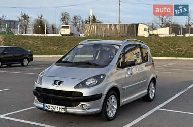 Микровэн Peugeot 1007 2008 в Киеве