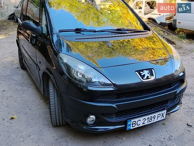 Peugeot 1007 2005