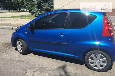 Хэтчбек Peugeot 107 Hatchback (3d) 2012 в Полтаве