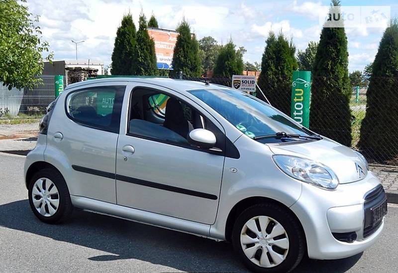 Хэтчбек Peugeot 107 2011 в Львове