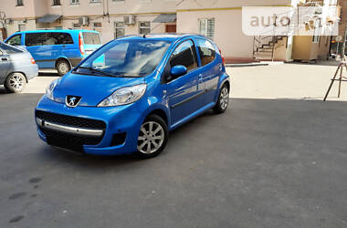 Хетчбек Peugeot 107 2011 в Хмельницькому