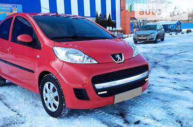 Хэтчбек Peugeot 107 2011 в Николаеве