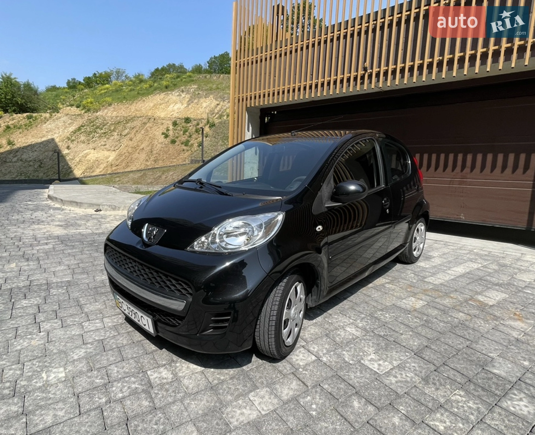 2010 Peugeot 107 - фото 1