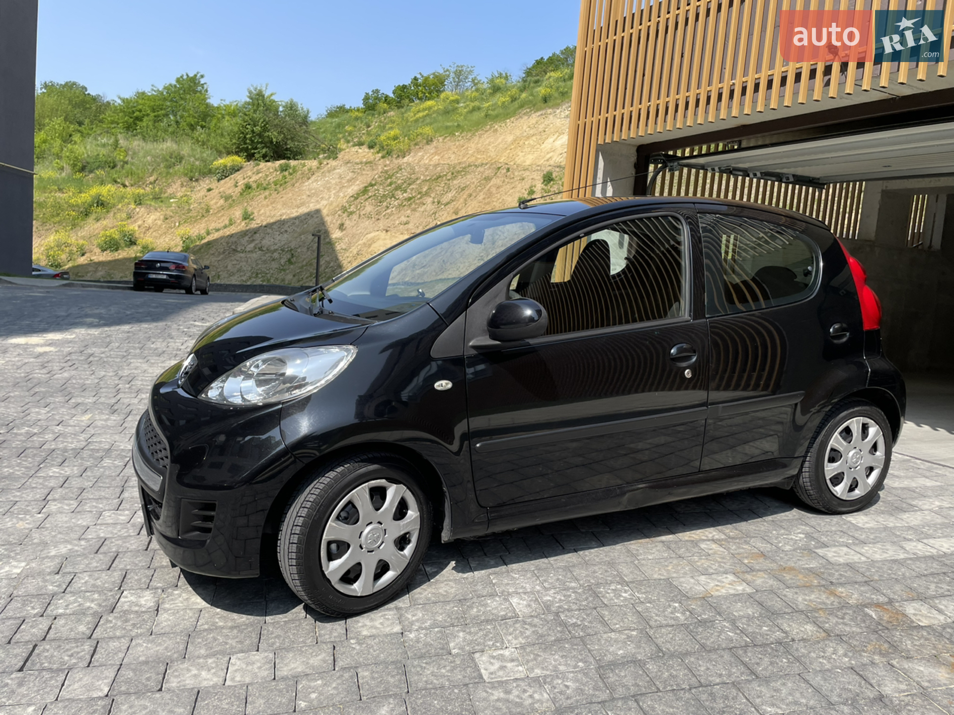 2010 Peugeot 107 - мініатюра 12