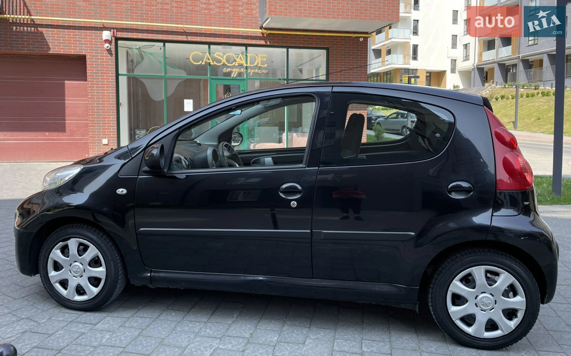 2010 Peugeot 107 - мініатюра 15