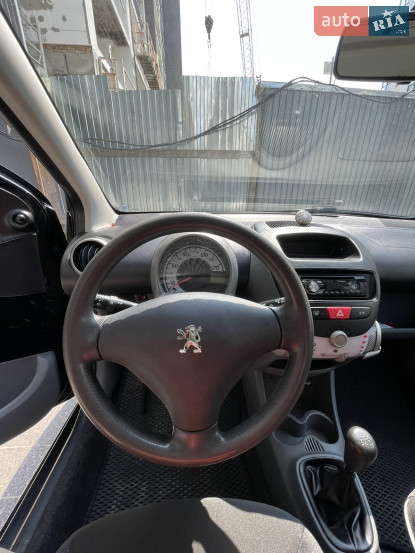 2010 Peugeot 107 - мініатюра 21