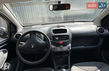 Хэтчбек Peugeot 107 2010 в Львове