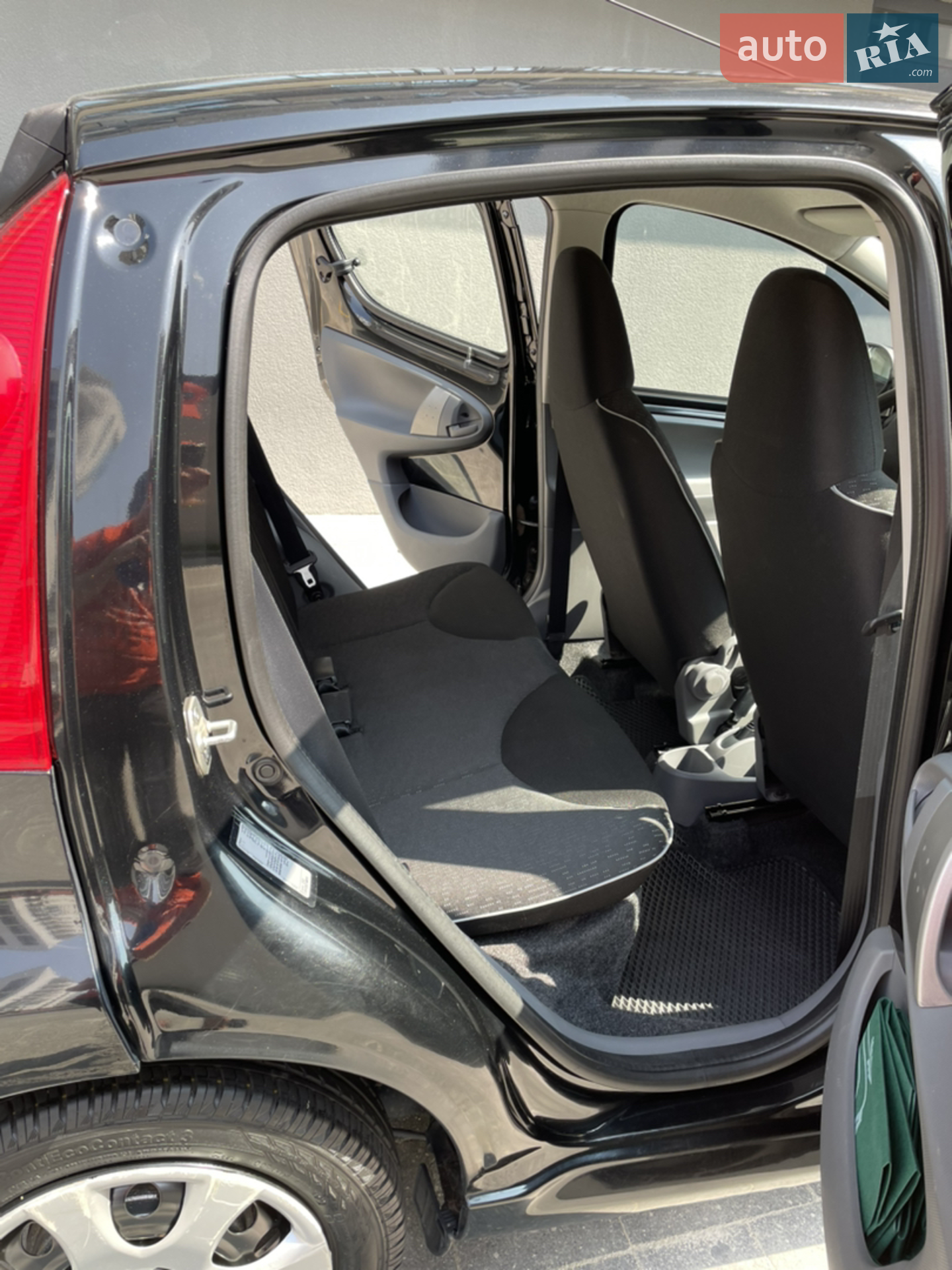 2010 Peugeot 107 - мініатюра 28