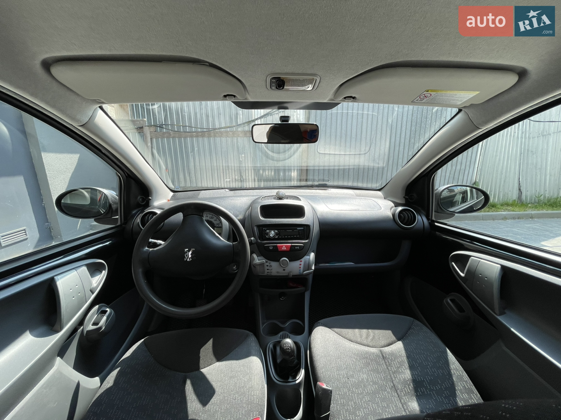 2010 Peugeot 107 - мініатюра 24